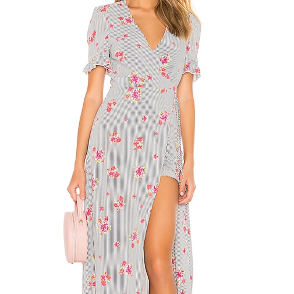 NWT amazing Flynn skye wrap dress